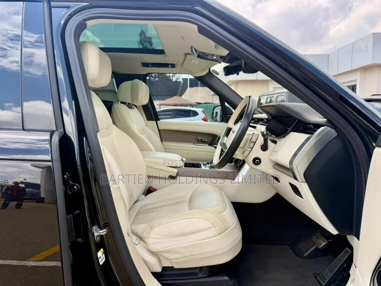 Land Rover Range Rover 2022 Black