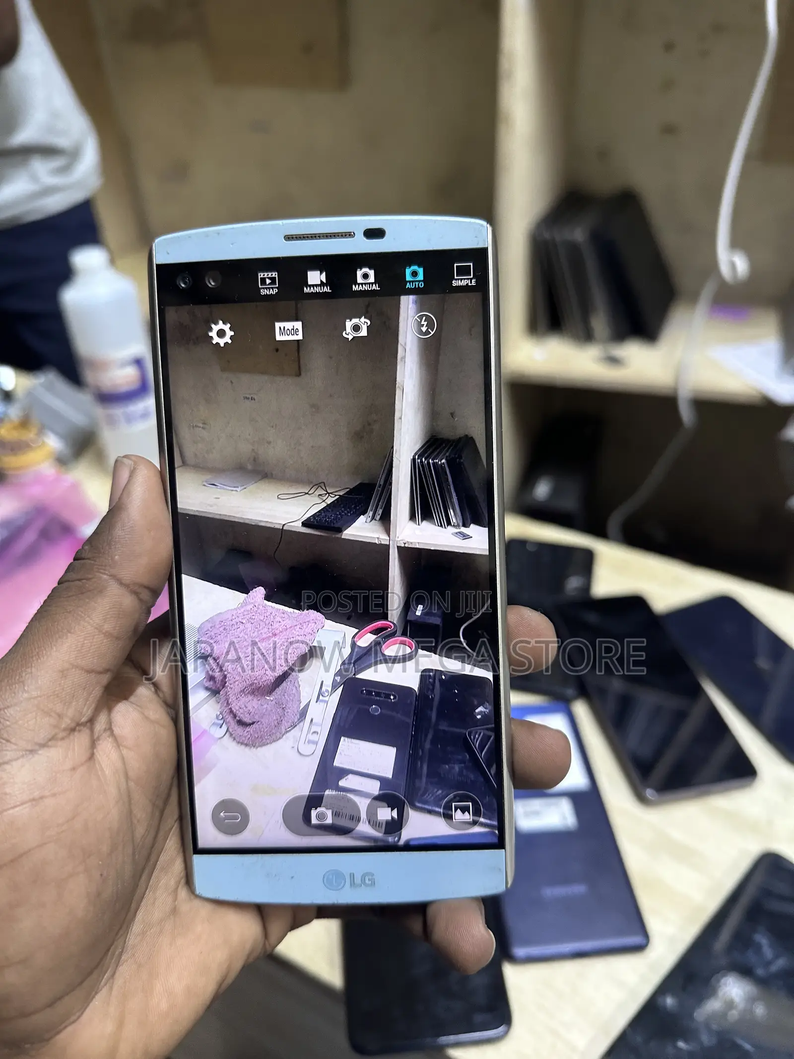 LG V10 64 GB Blue