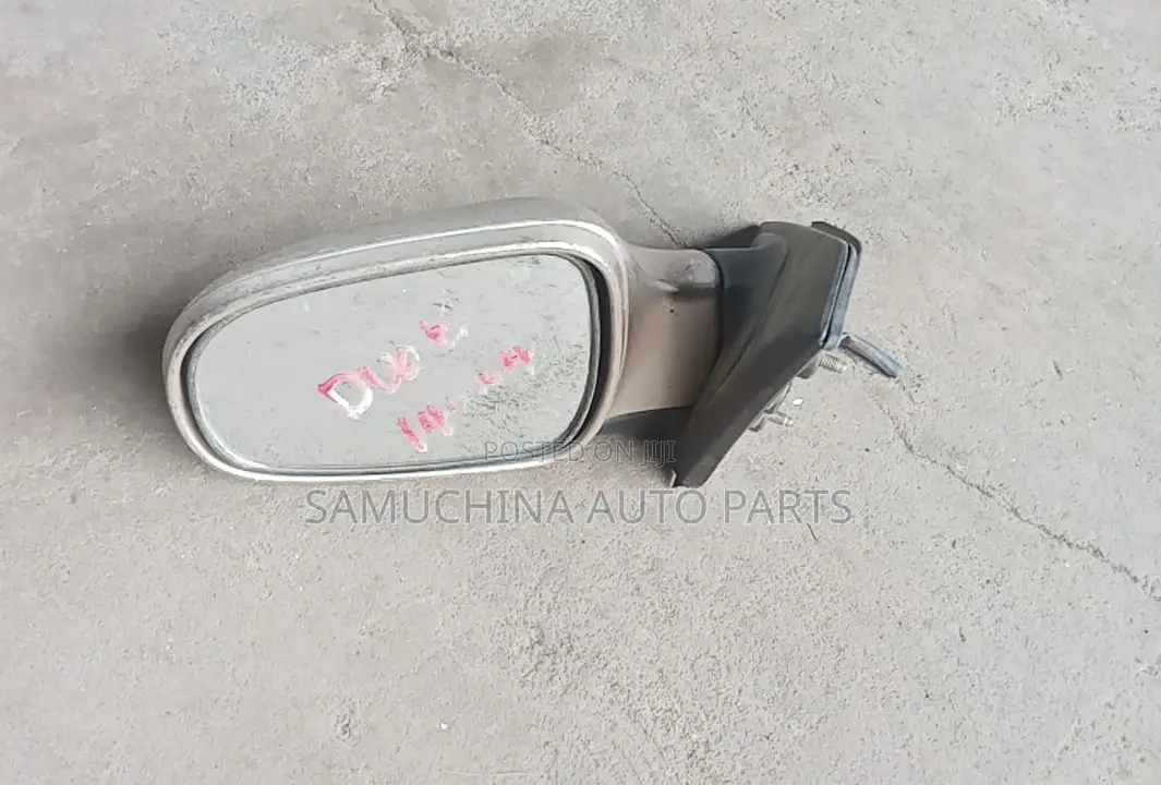 Side Mirror Toyota Duet {Lhs}