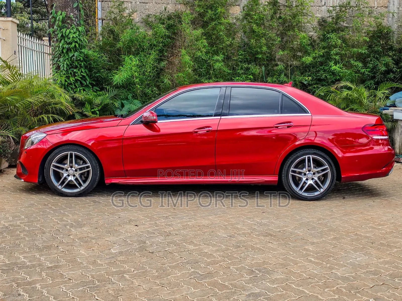 Mercedes-Benz E250 2016 Red