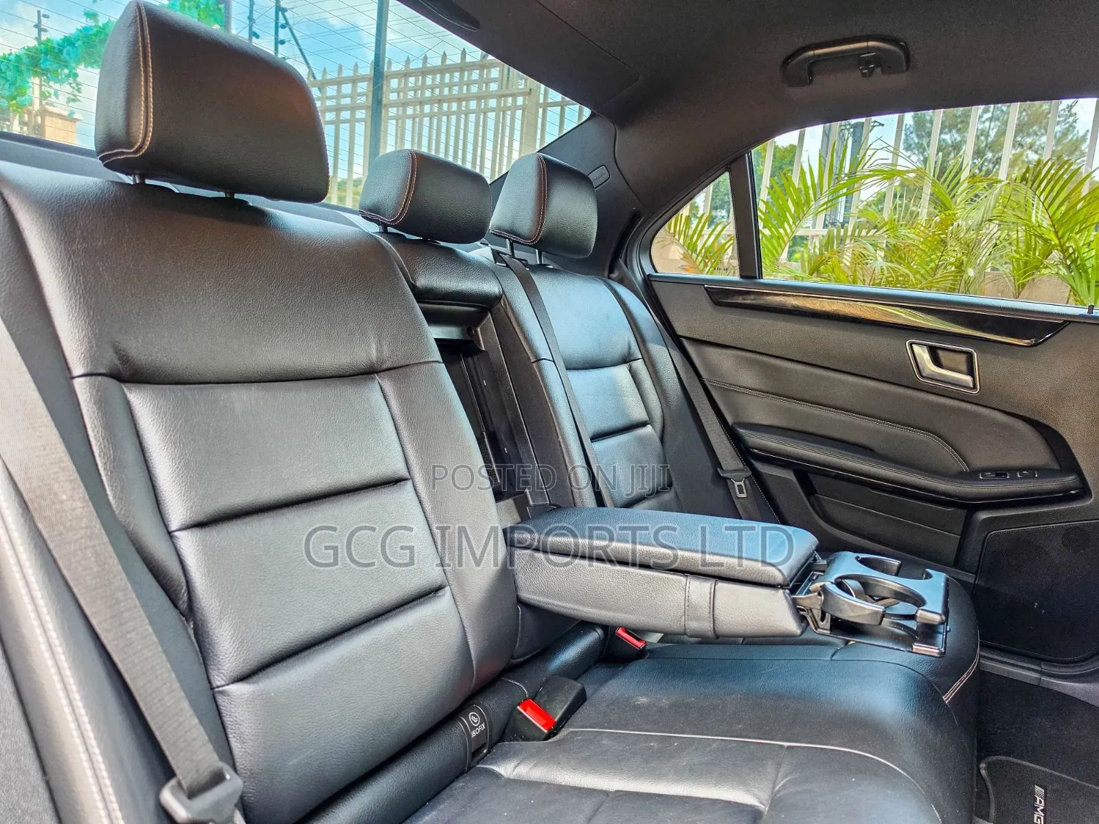 Mercedes-Benz E250 2016 Red