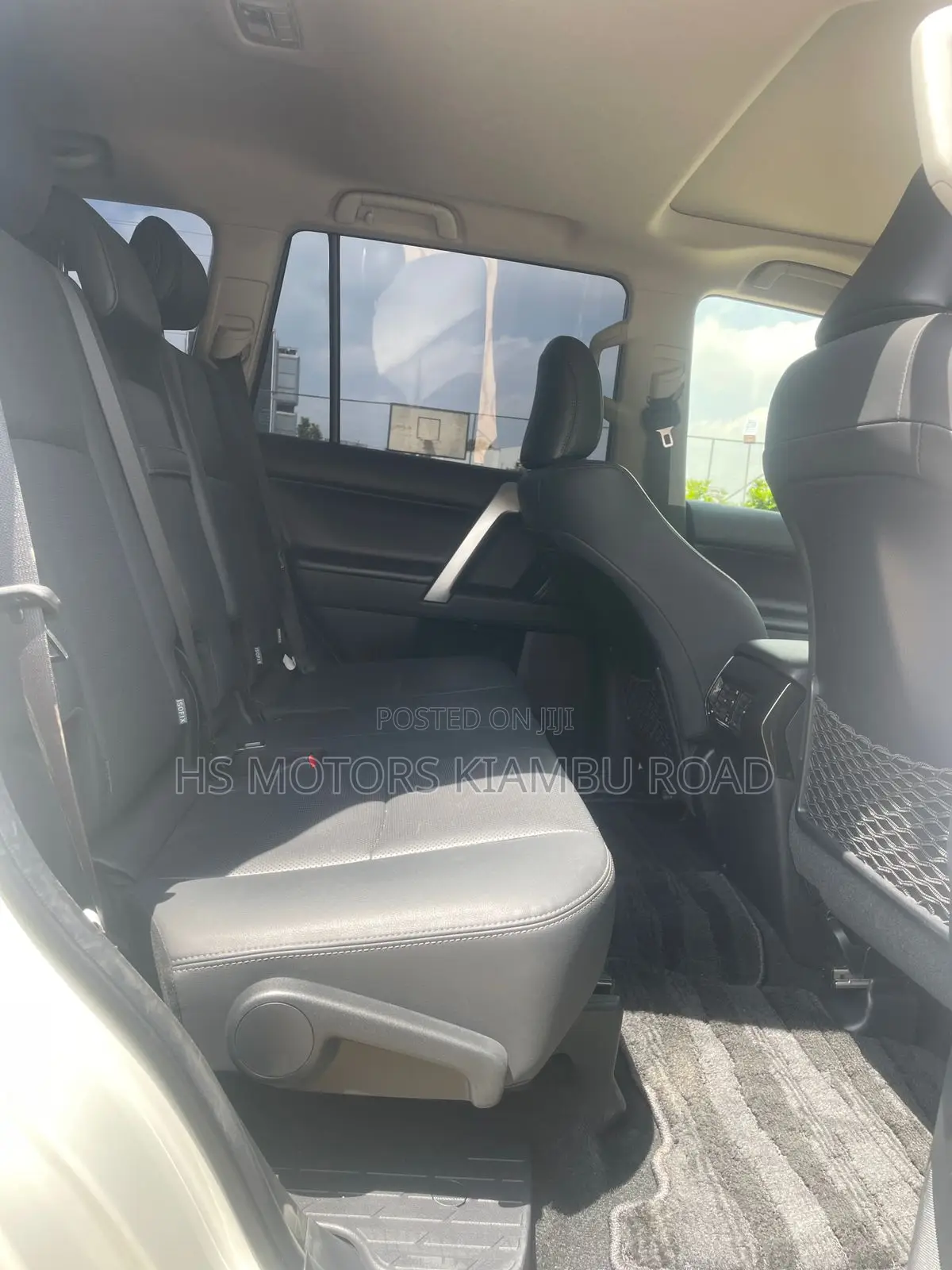 Toyota Land Cruiser Prado 2.7 2021 White