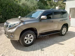 Toyota Land Cruiser Prado 2.8 D-4D 2015 Brown