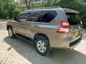 Toyota Land Cruiser Prado 2.8 D-4D 2015 Brown