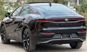Toyota Crown 2023 Black