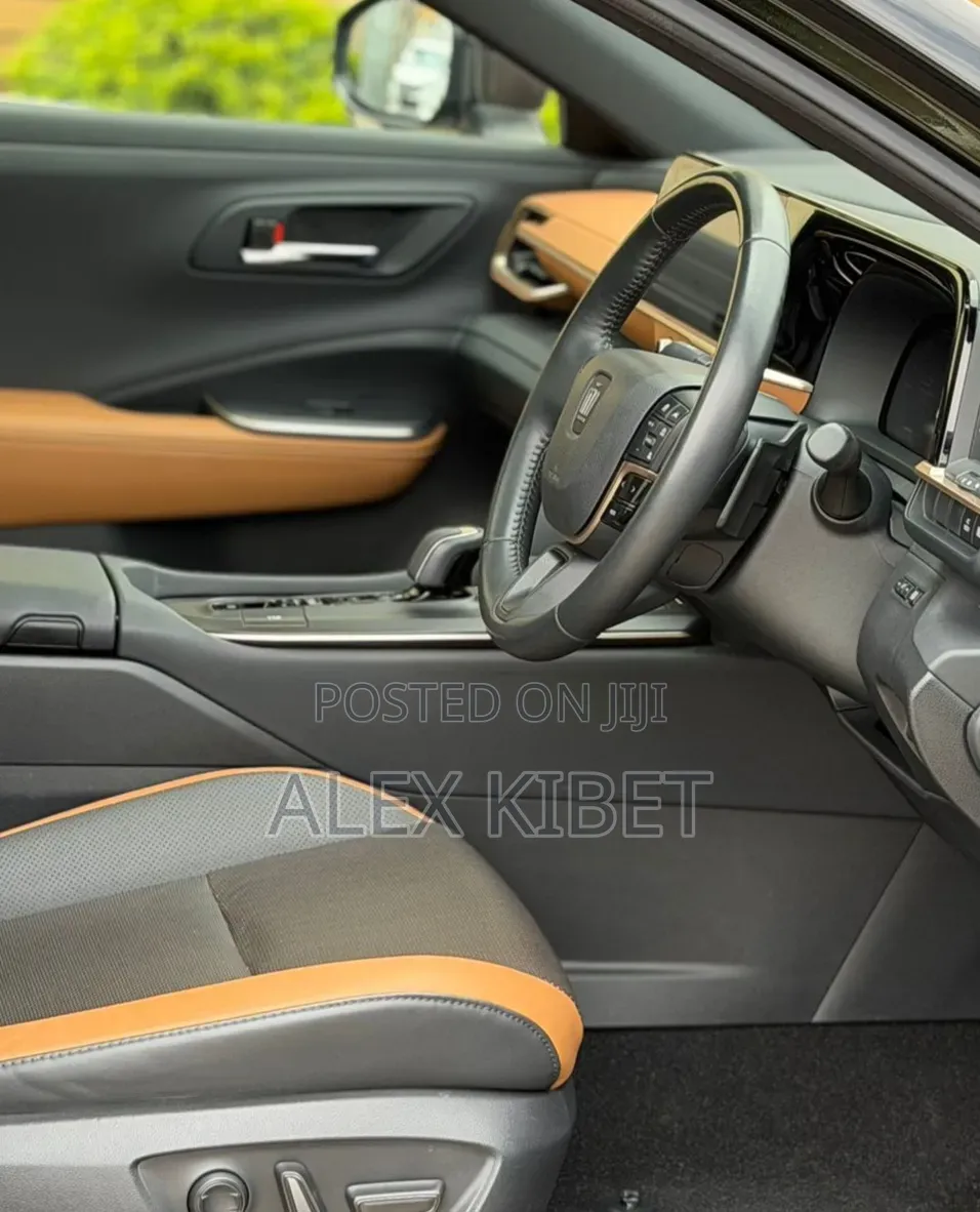 Toyota Crown 2023 Black