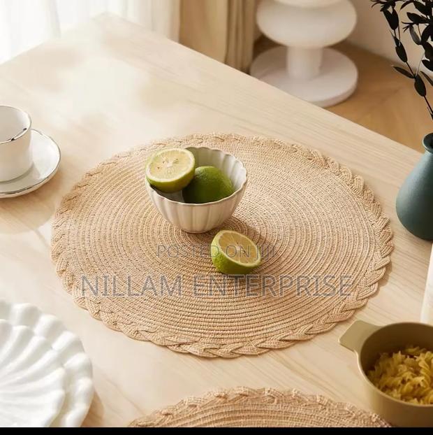 Woven Table/Place Mats. Round Shape - thumbnail 3