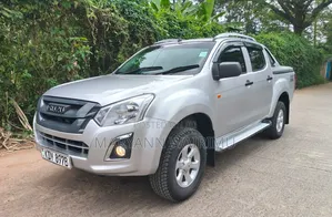 Isuzu D-MAX 2024 Silver