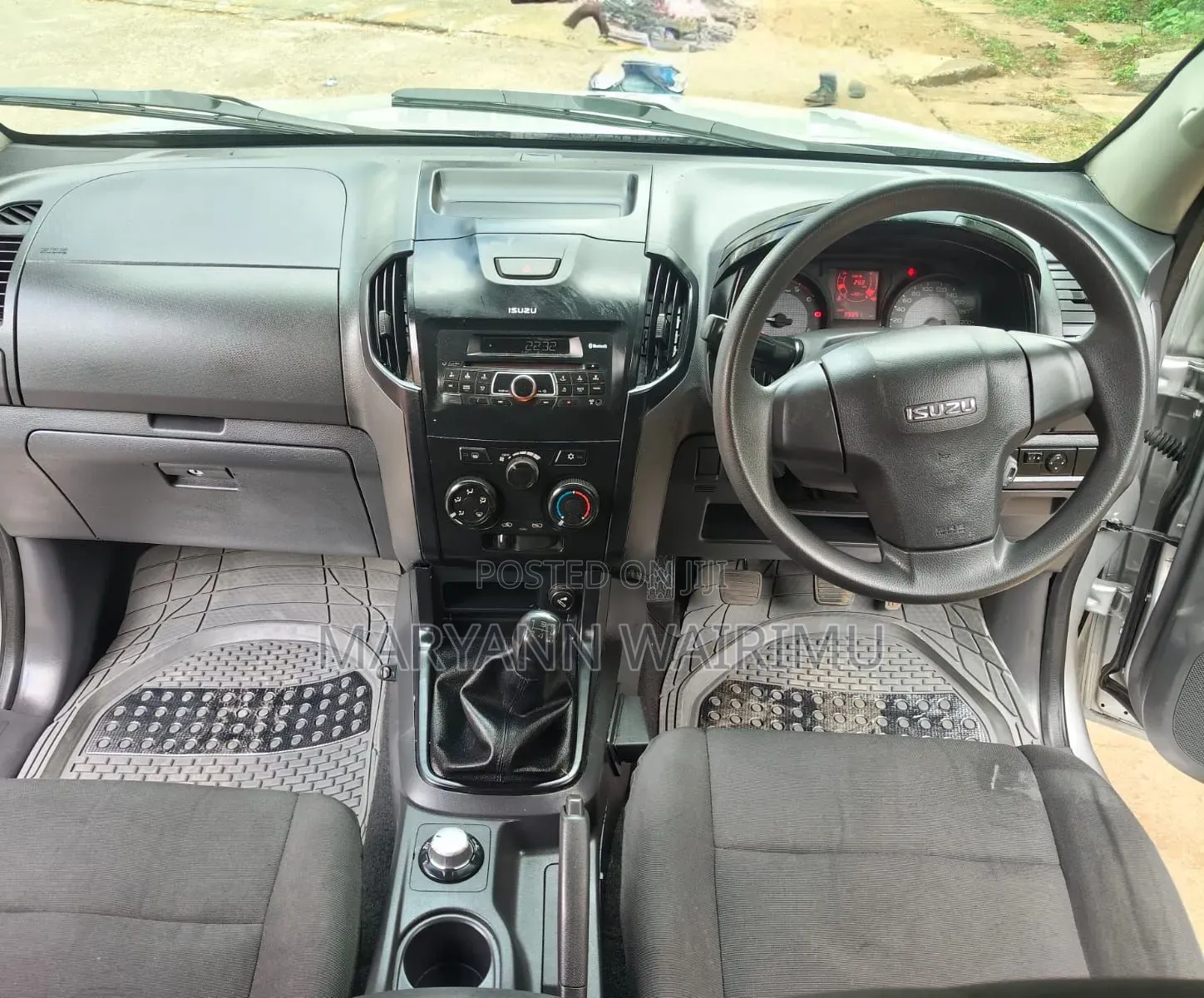 Isuzu D-MAX 2024 Silver