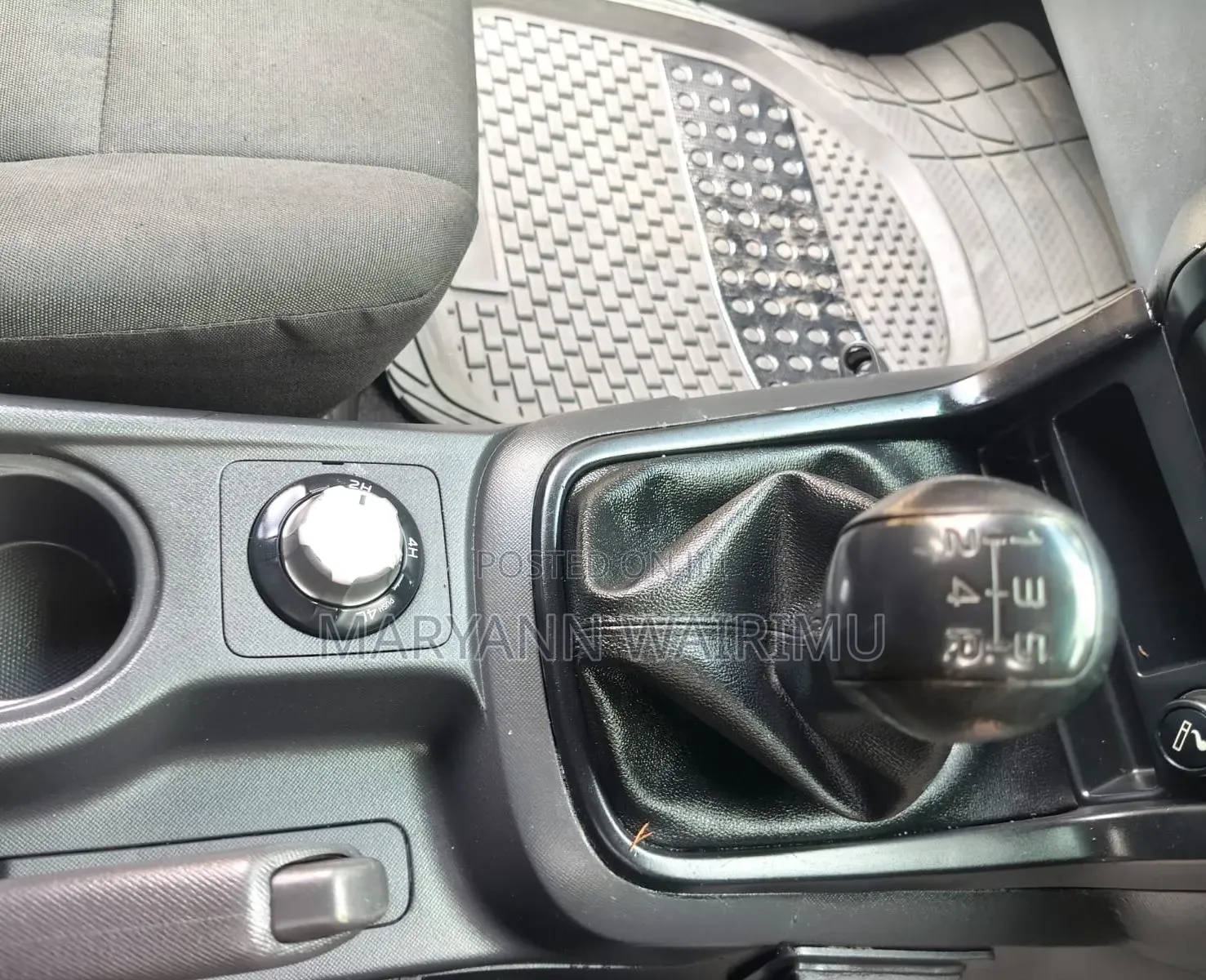 Isuzu D-MAX 2024 Silver