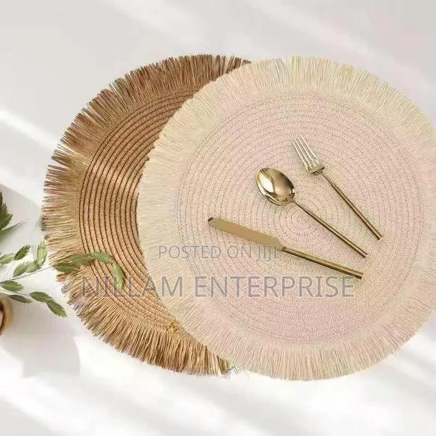 High Quality Woven Place Mats