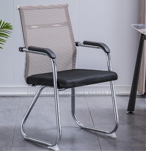 Modern Mesh Visitor Office Chair - thumbnail 10