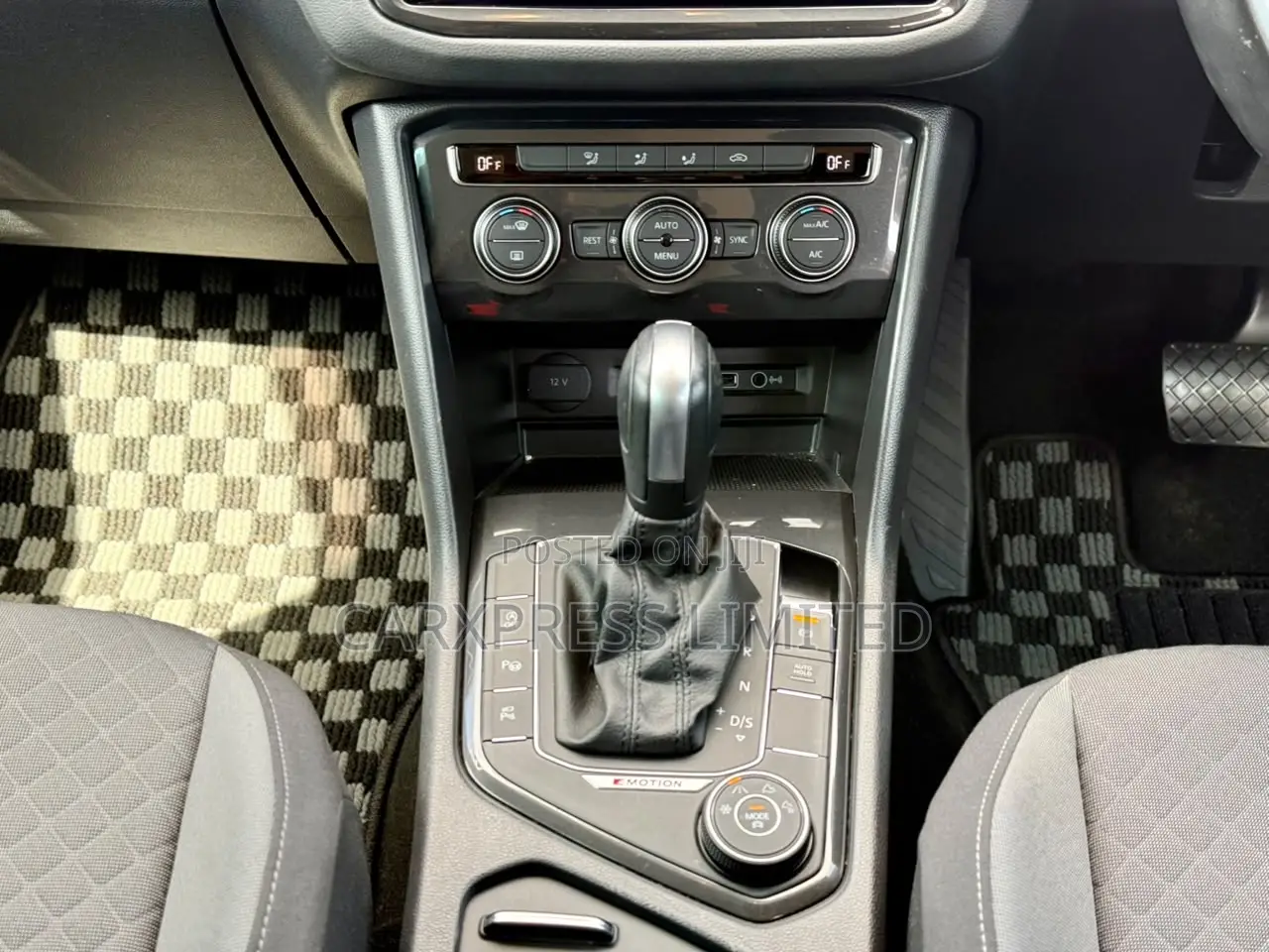 Volkswagen Tiguan 2019 Silver