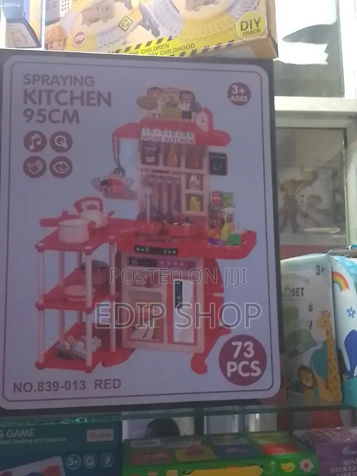 95cm Kids Spraying Kitchen