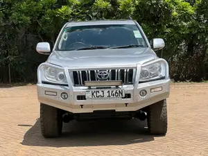 Toyota Land Cruiser Prado 3.0 TD 2010 Silver
