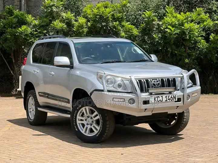 Toyota Land Cruiser Prado 3.0 TD 2010 Silver