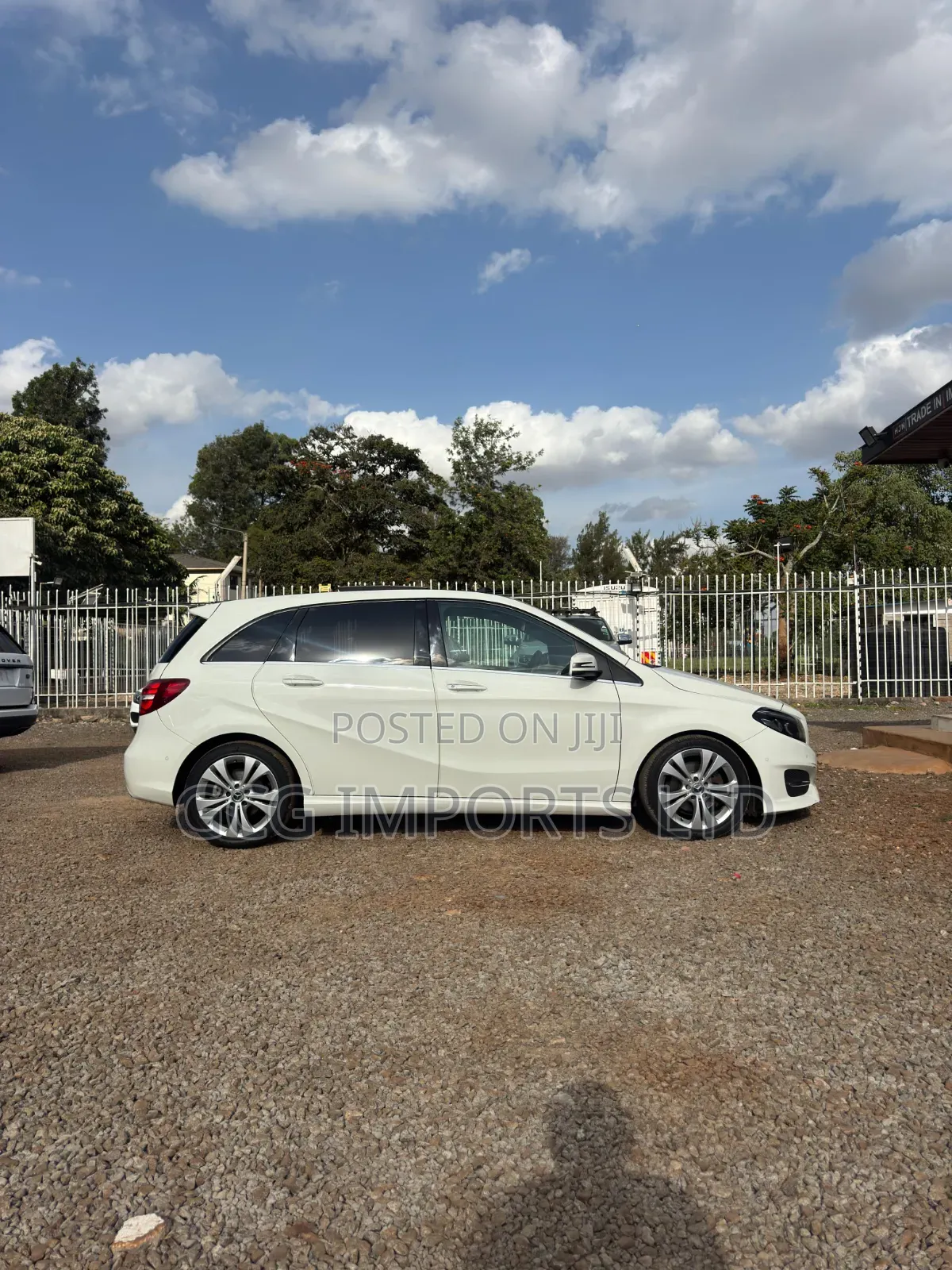 Mercedes-Benz B-Class 2017 White