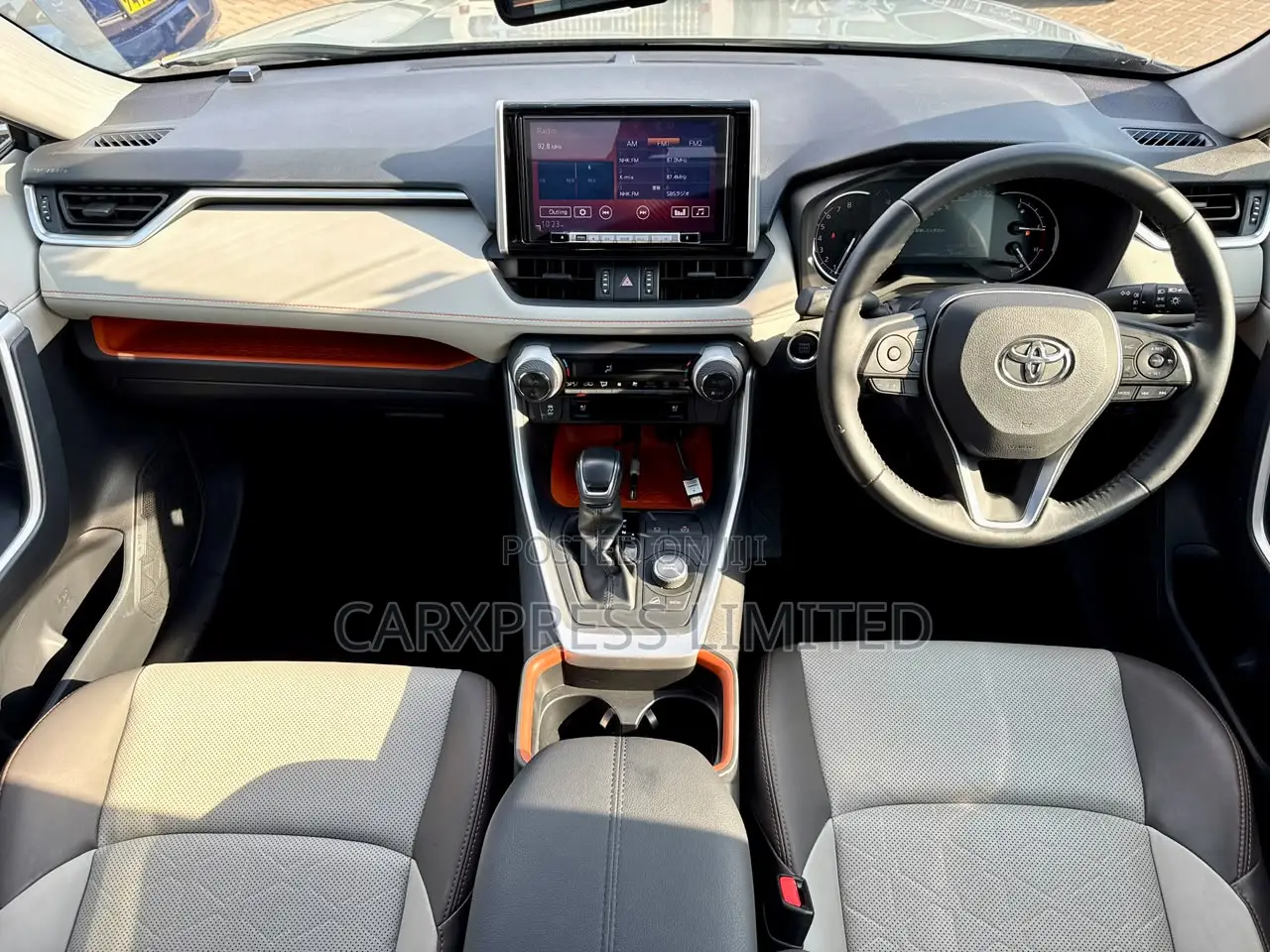 Toyota RAV4 Adventure 2019 Gray