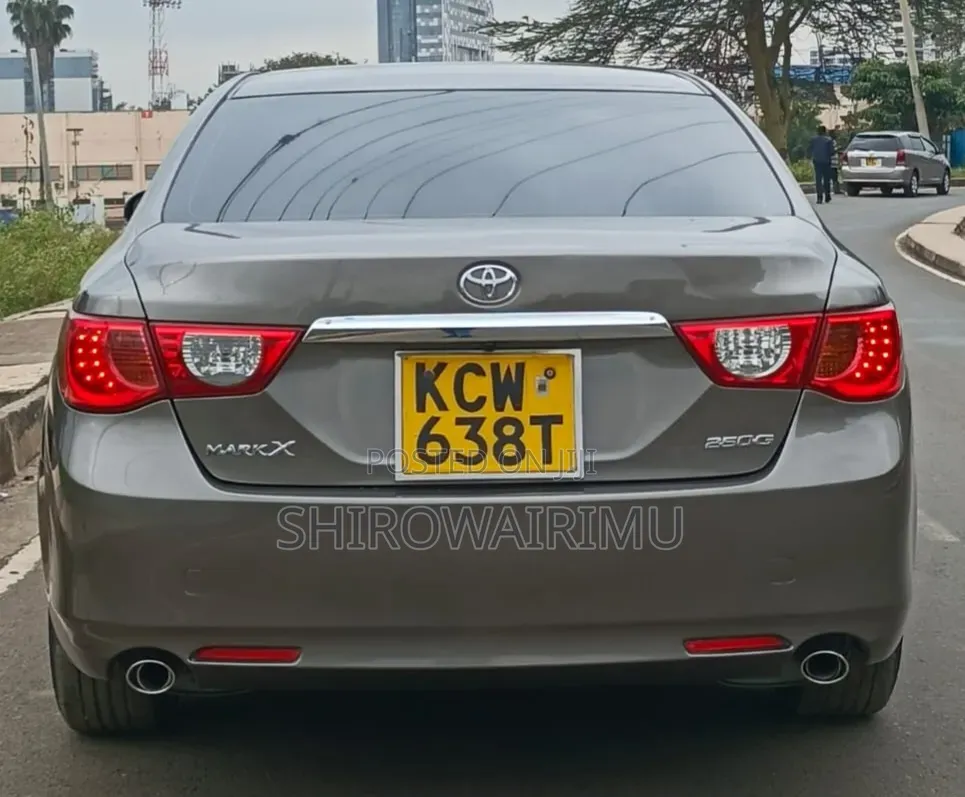 Toyota Mark X 2012 Gray