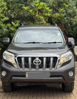 Toyota Land Cruiser Prado 2.8 D-4D 2016 Gray