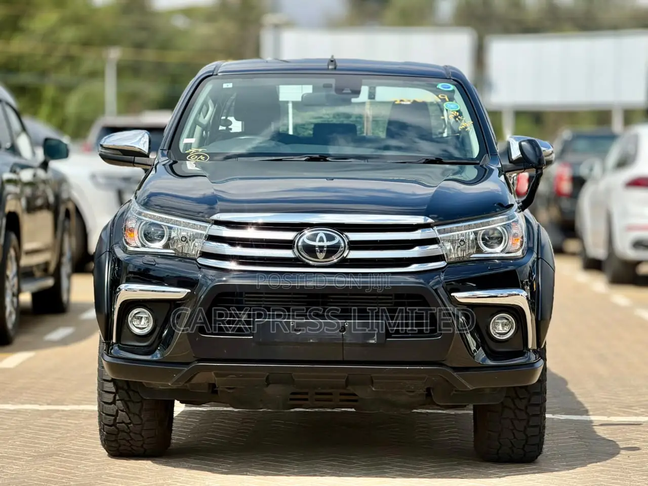 Toyota Hilux 2019 Black