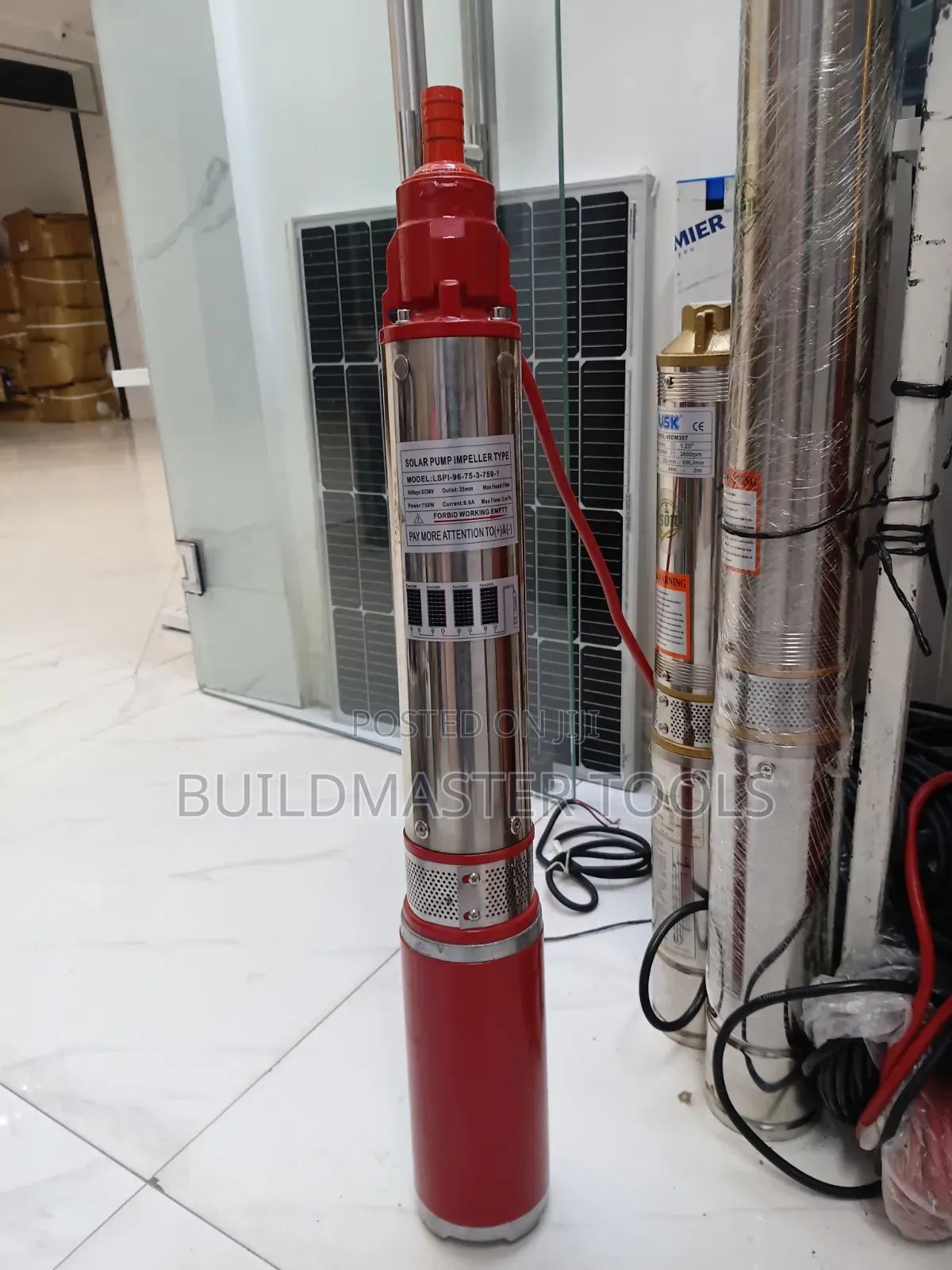 750w Solar-Powered Submersible Pump
