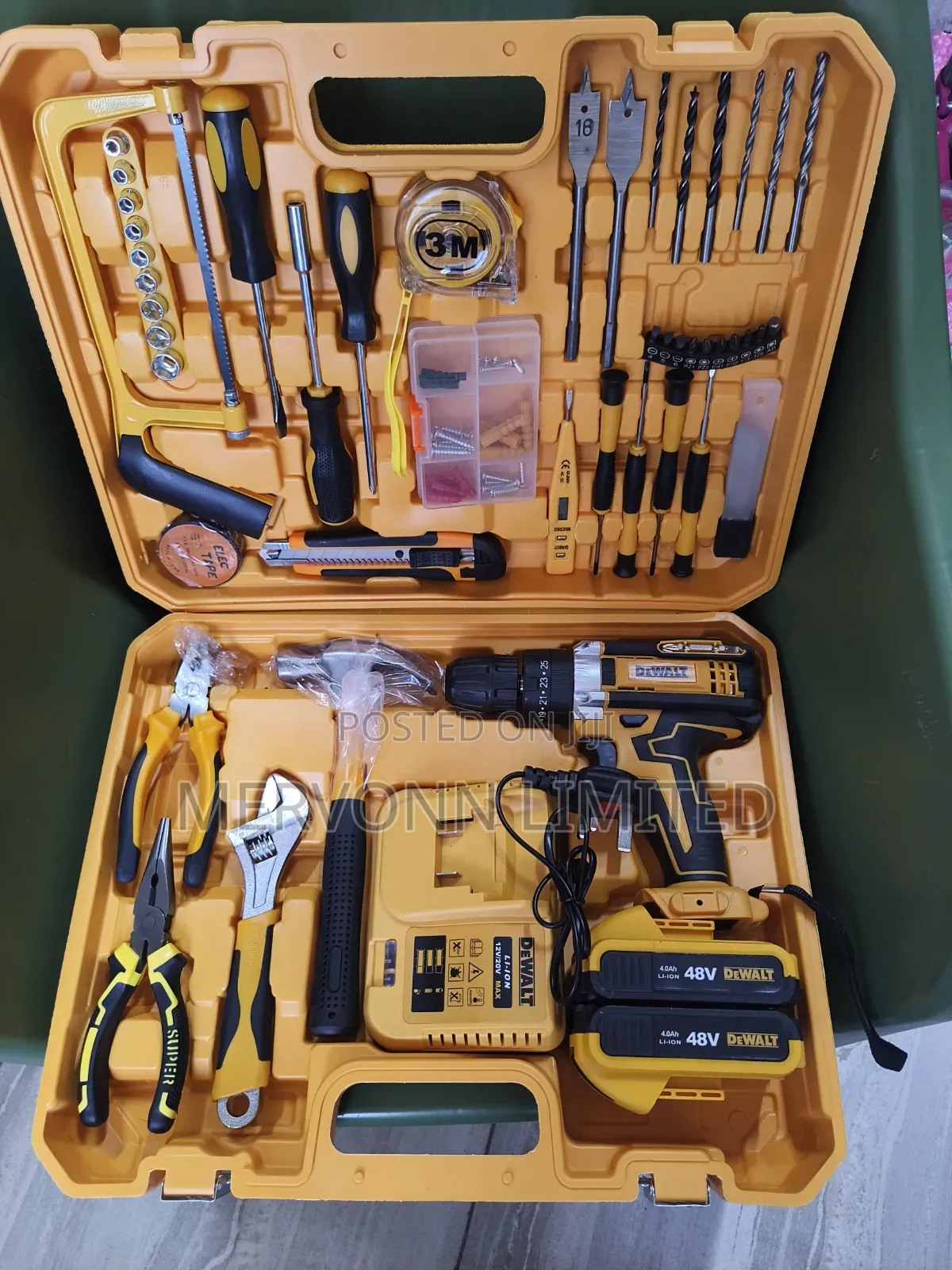 Cordless Drill Set