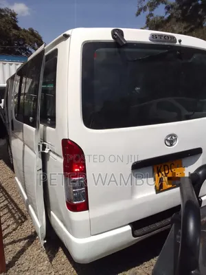 Toyota Grand HiAce 2014 White
