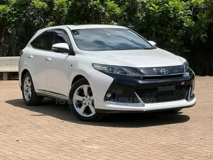Toyota Harrier 2020 White