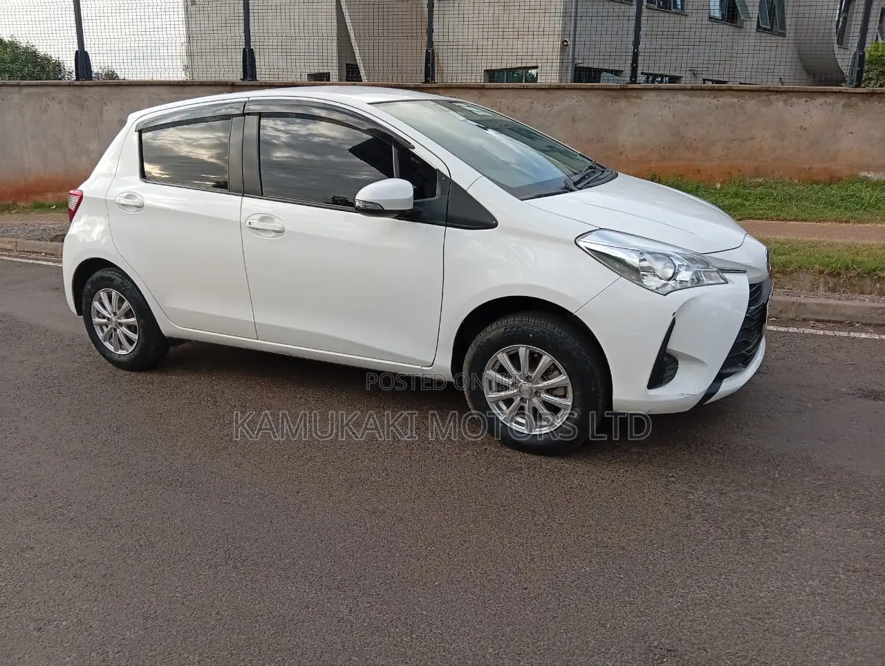 Toyota Vitz 2018 White