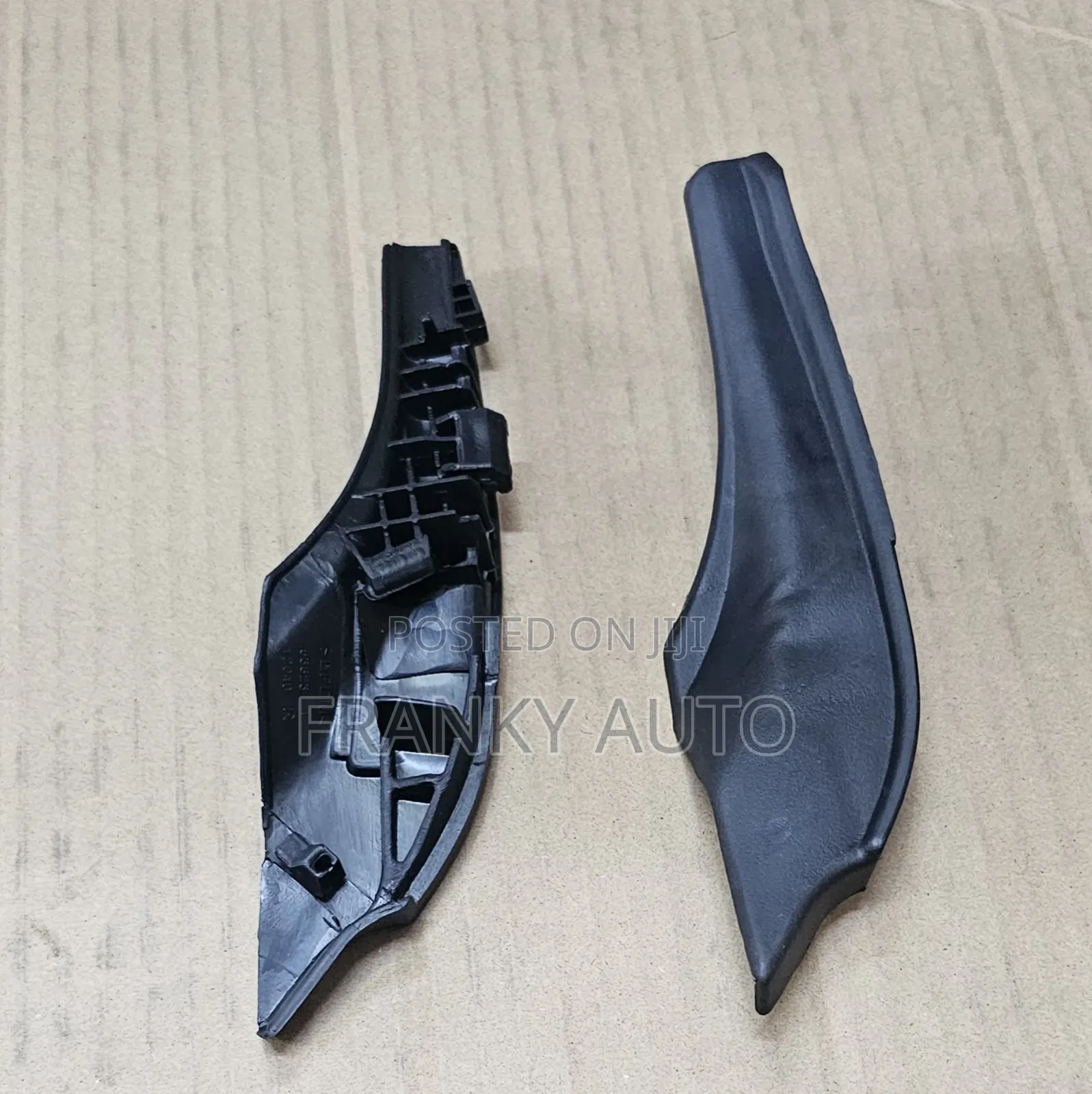 Windscreen Finisher Axio/Fielder 2006