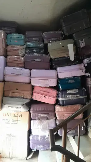 Quality Rubber Finish 4-in-1 Travel Friendly Suitcase Bags: Size 2 3