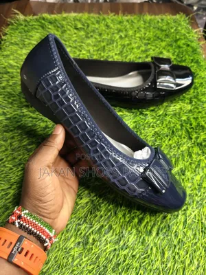 Ladies Flats Shoes