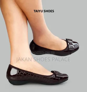 Ladies Flats Shoes