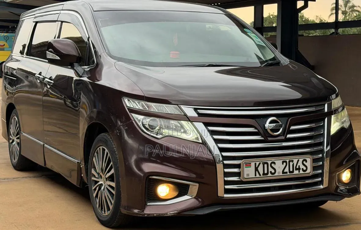 Nissan Elgrand 2017 Black