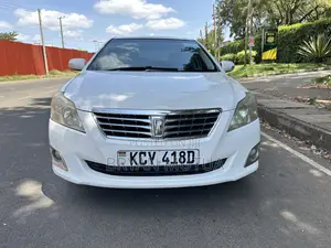 Toyota Premio 1.8 AWD 2013 White