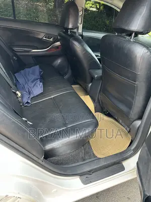 Toyota Premio 1.8 AWD 2013 White