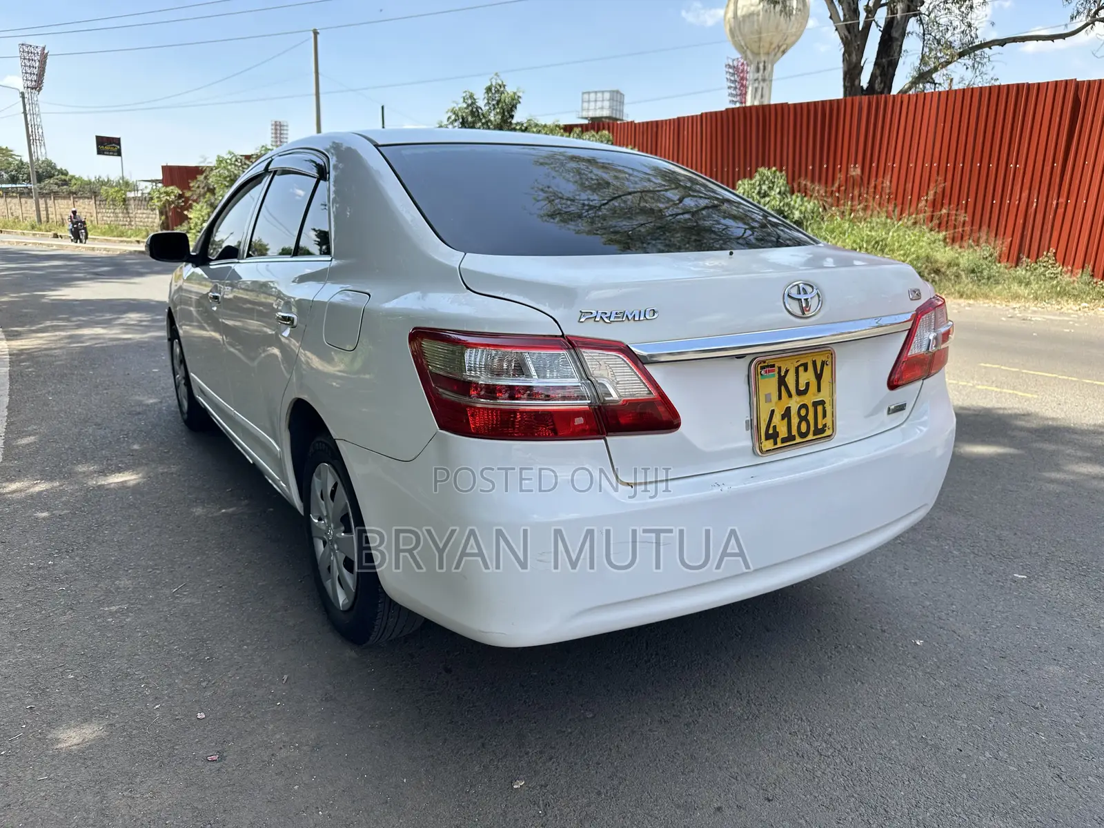 Toyota Premio 1.8 AWD 2013 White