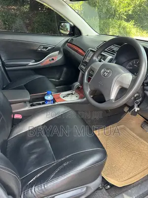 Toyota Premio 1.8 AWD 2013 White