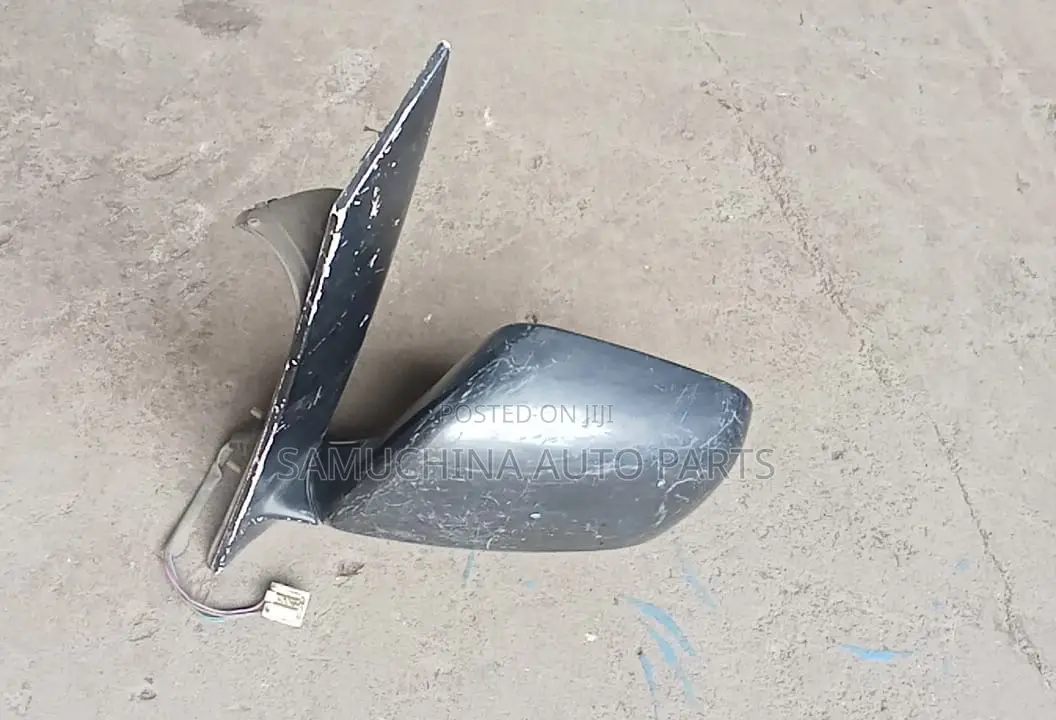 Side Mirror Toyota Noah Zrr60