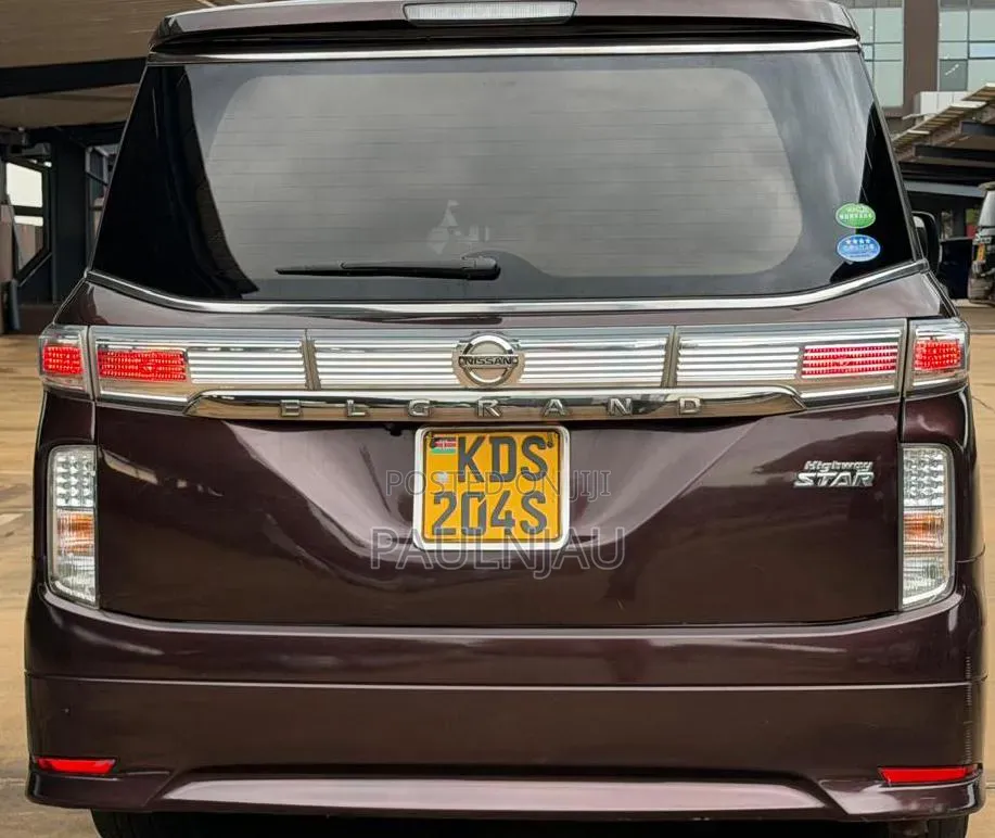 Nissan Elgrand 2017 Black