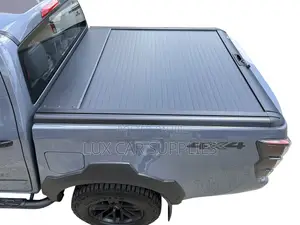 Isuzu D-Max Manual Roller Shutter Cover Tonneau