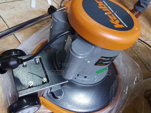 Guaranteed and Professional Kzubr Floor Scrubber/ Reliable Scrubber