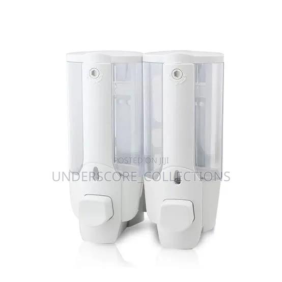 Manual Soap Dispenser Has a 300ml Capacity