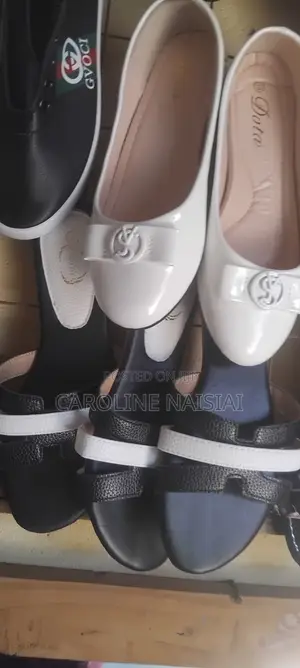High Quality Ladies Sandals