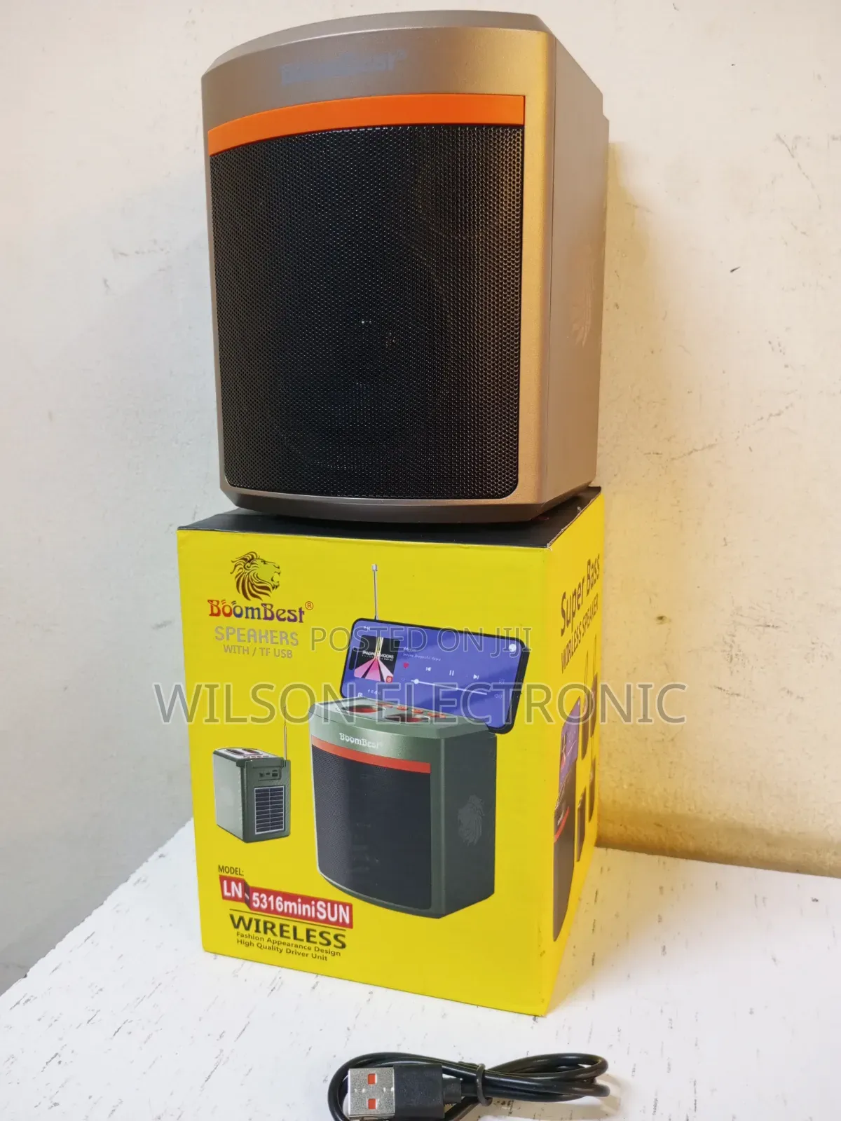 Boombest Wireless Fm Radio Speaker