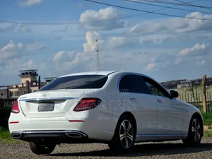 Mercedes-Benz E220 2018 White