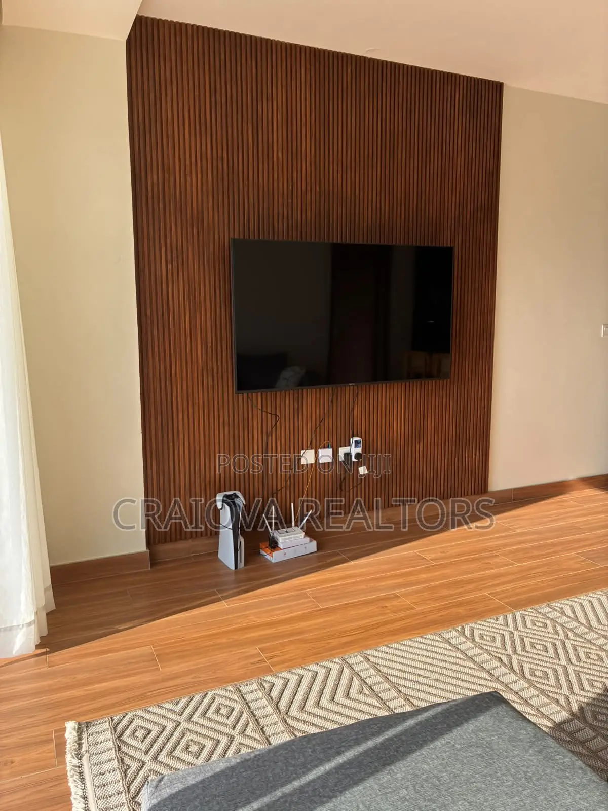 Furnished 2bdrm Apartment in Riverside Drive for rent