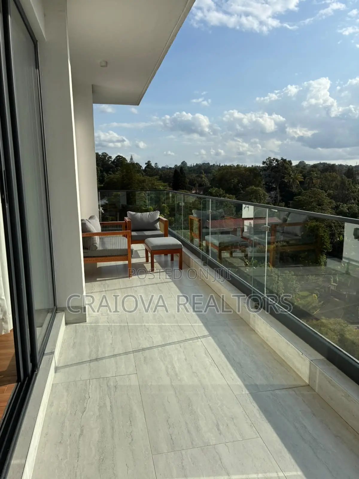 Furnished 2bdrm Apartment in Riverside Drive for rent