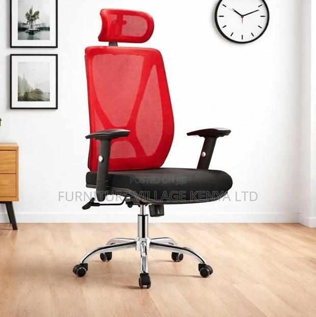 Ergonomic Mesh Highback Seat - thumbnail 3